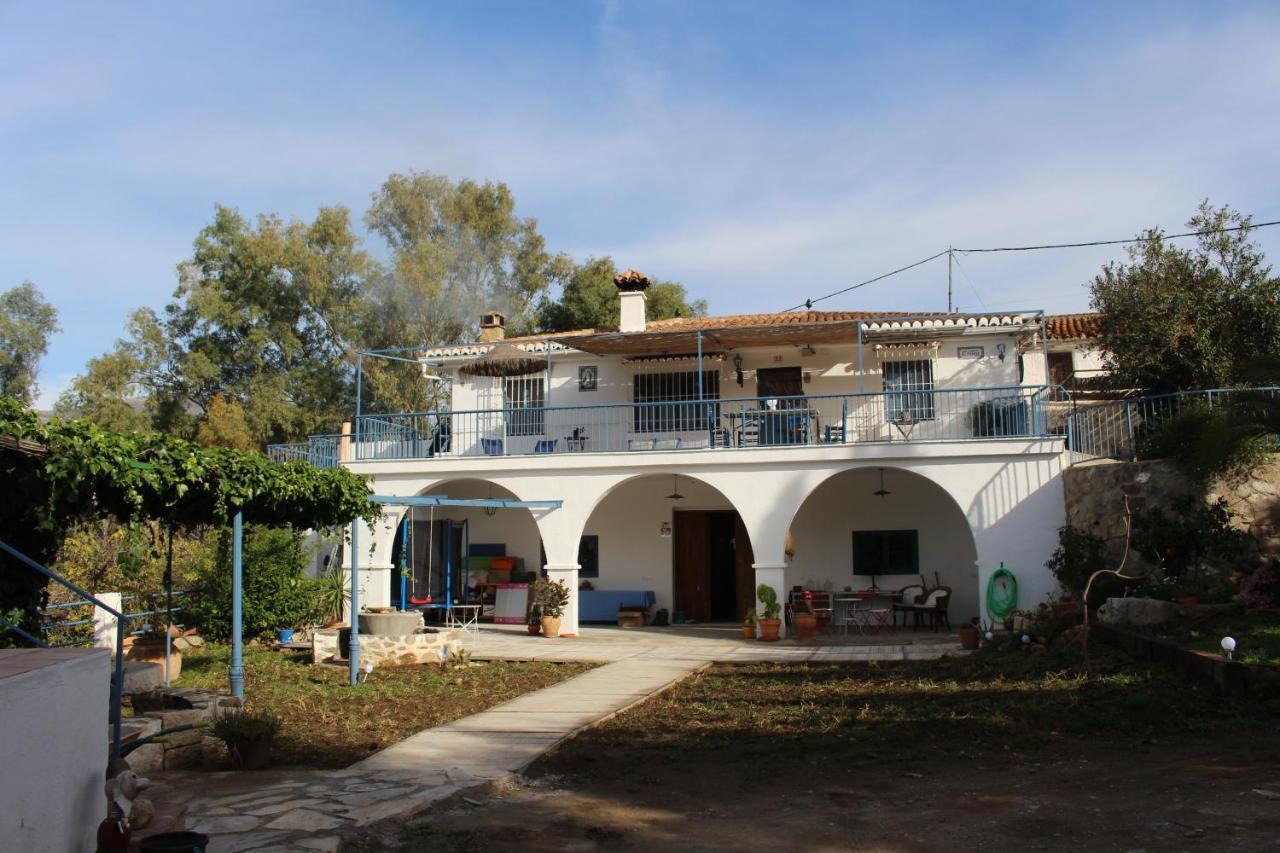 בית הארחה Viñuela 	Cortijo El Puente מראה חיצוני תמונה