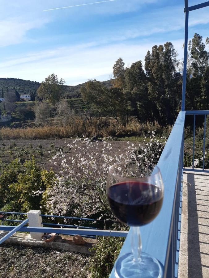 בית הארחה Viñuela 	Cortijo El Puente מראה חיצוני תמונה
